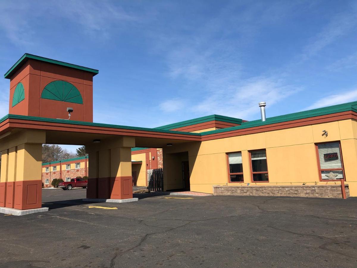 Econo Lodge Wisconsin Rapids Exterior photo